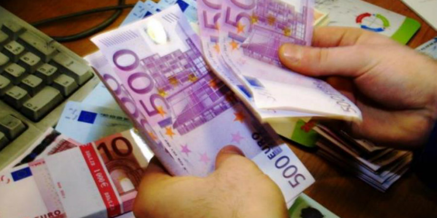 Η Δημοκρατία δανείστηκε €100 εκατομμύρια με αρνητικό επιτόκιο